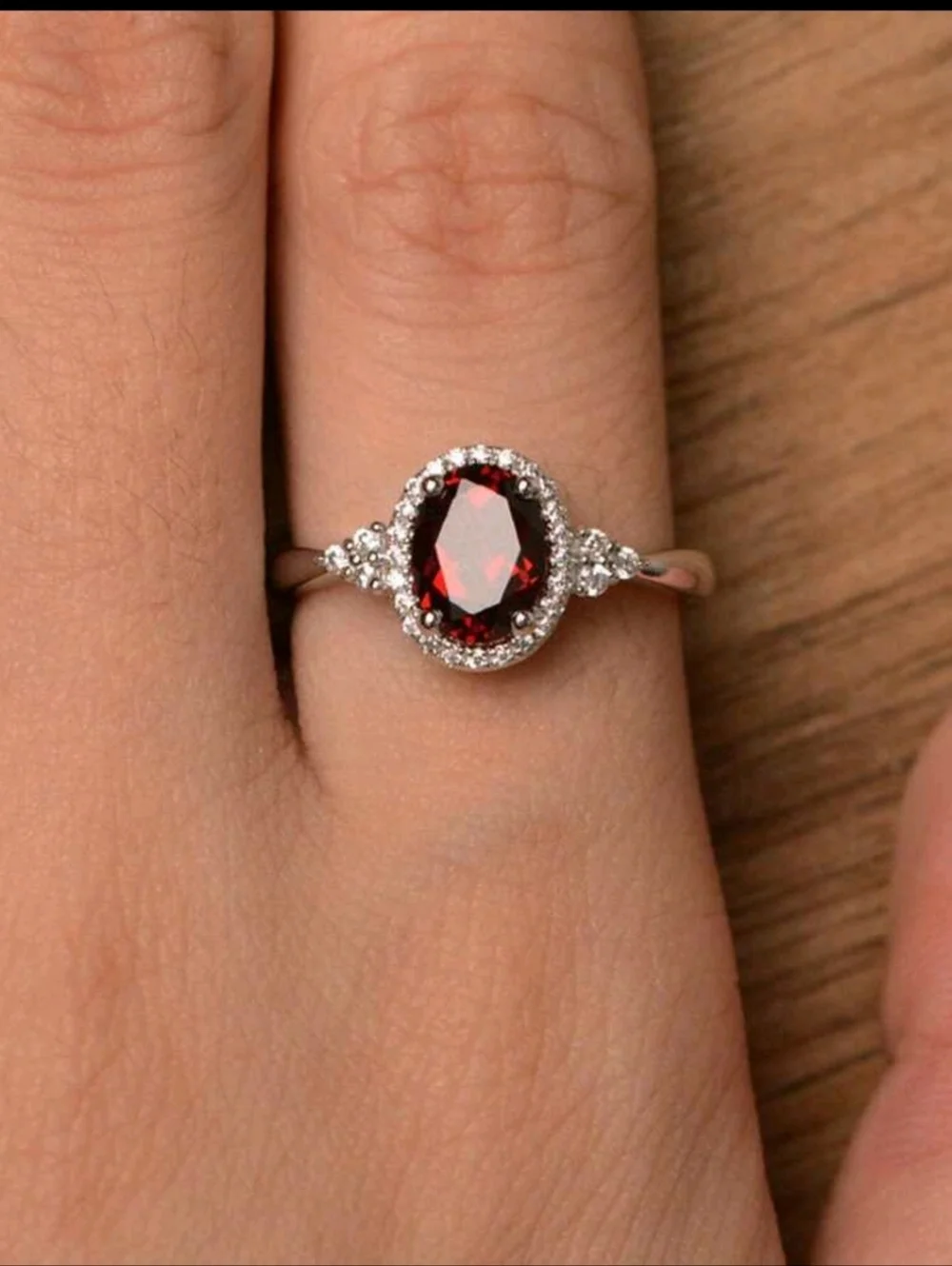 BRAND NEW ** Silver & Red Halo Ring